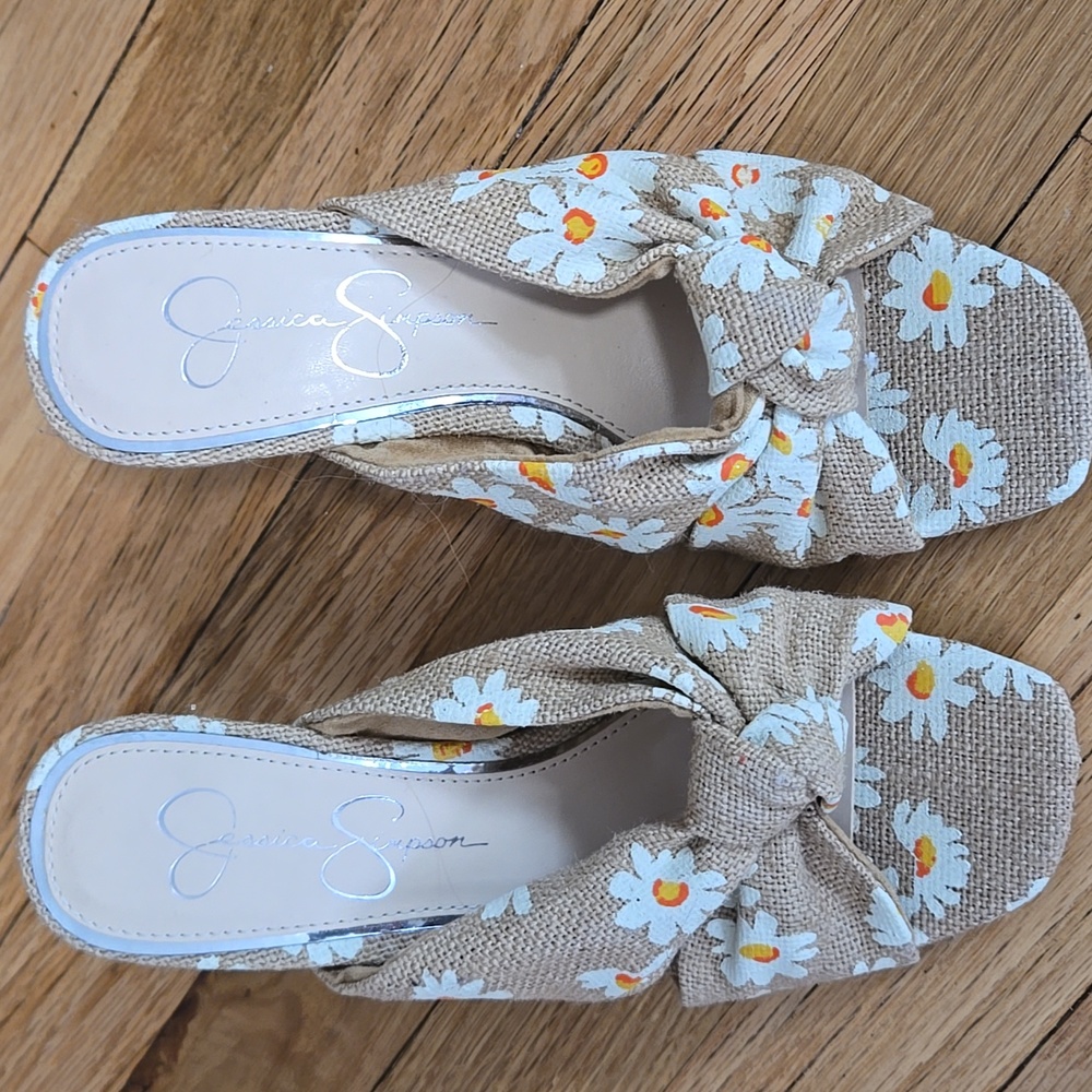 Jessica Simpson Sunflower Sandals